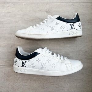 Louis Vuitton Luxembourg White GRADIENT Trainers Sneakers, LV Size 8 (Fits US 9)